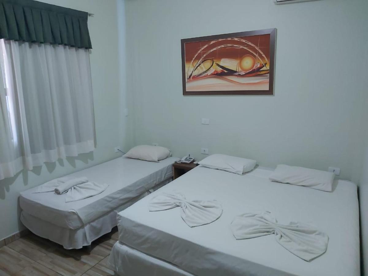 Hotel E Pousada Caroline Foz do Iguacu Bagian luar foto